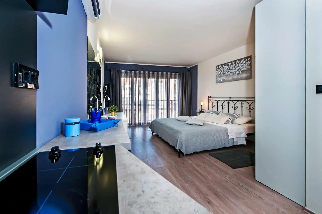 Guesthouse Bellavista Rovinj 4*,  Croatia